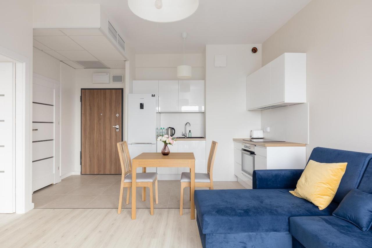 Wola Chic Blue Apartment Варшава Экстерьер фото